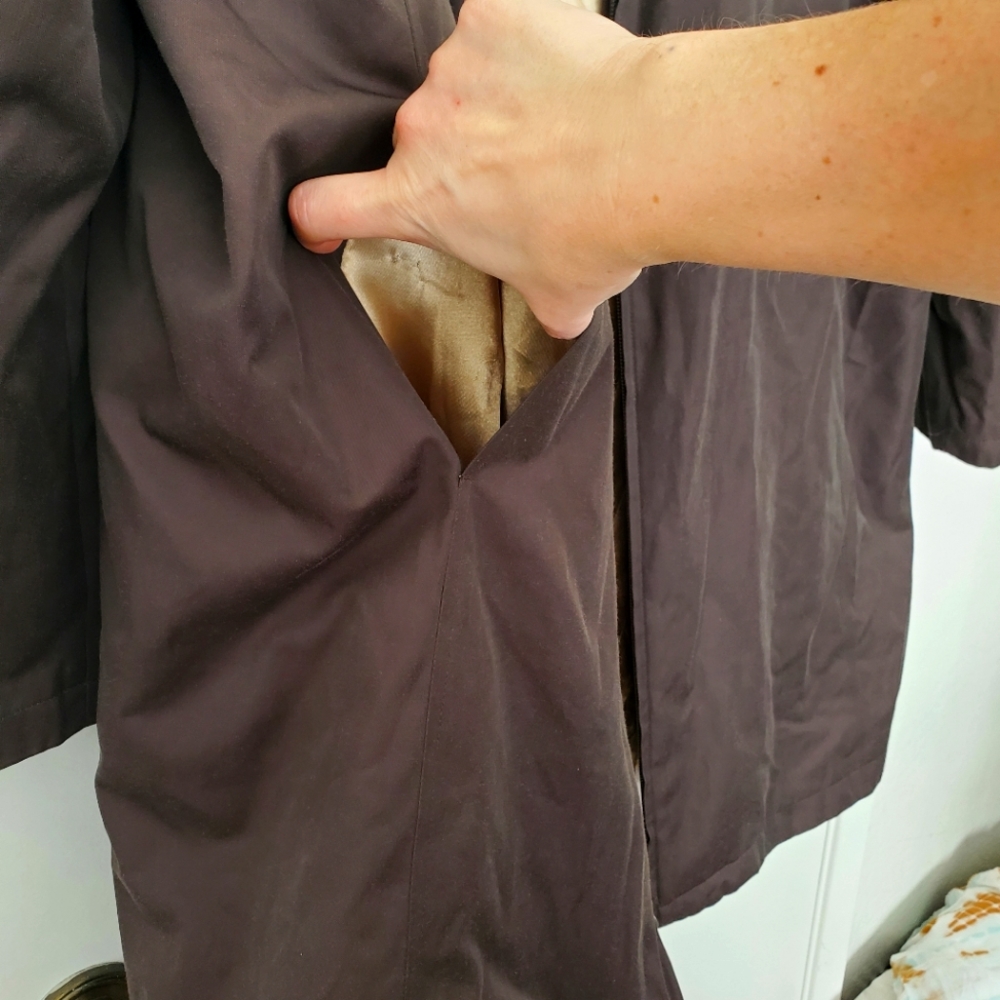 Weatherproof winter coat - Picture 4 of 8